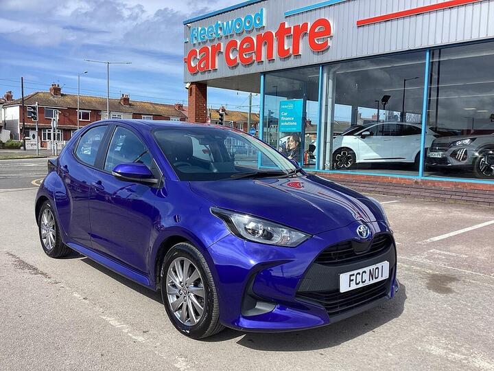 Toyota Yaris 1.5 VVT-h Icon E-CVT Euro 6 (s/s) 5dr