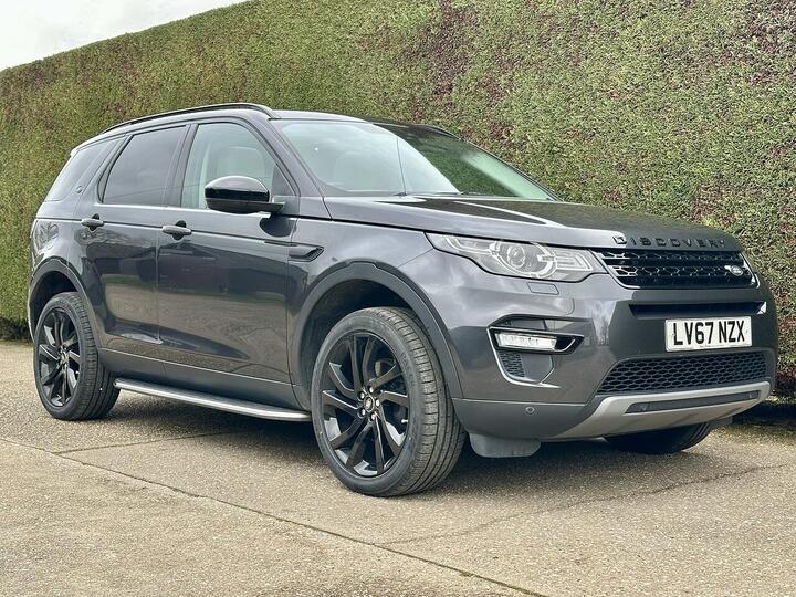 Land Rover Discovery Sport 2.0 TD4 HSE Black Auto 4WD Euro 6 (s/s) 5dr Land Rover Discovery Sport 2.0 TD4 HSE Black Auto 4WD Euro 6 (s/s) 5dr