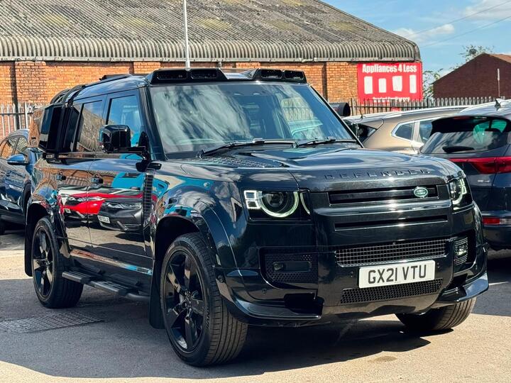Land Rover Defender 110 3.0 D300 MHEV SE Auto 4WD Euro 6 (s/s) 5dr