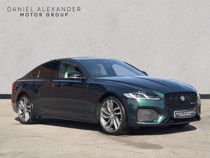Jaguar XF 2.0 D200 MHEV R-Dynamic HSE Black Auto Euro 6 (s/s) 4dr
