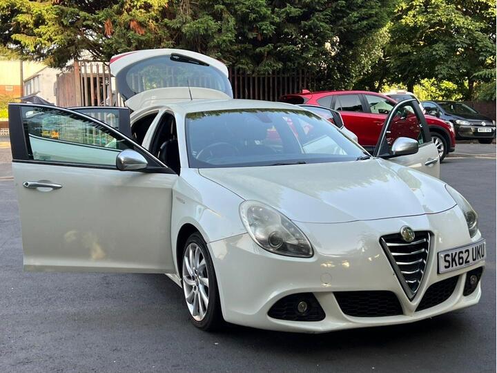 Alfa Romeo Giulietta 1.4 TB MultiAir Veloce TCT Euro 5 (s/s) 5dr