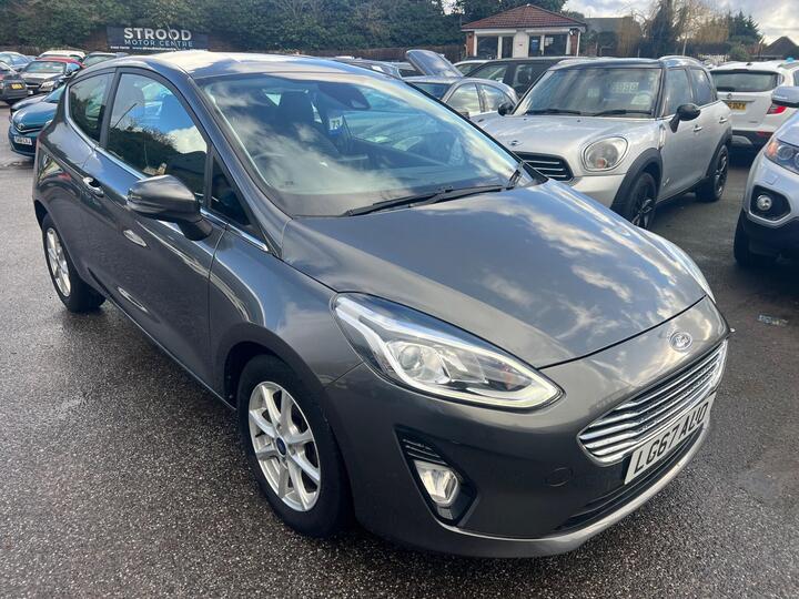 Ford Fiesta 1.0T EcoBoost Zetec Euro 6 (s/s) 3dr Ford Fiesta 1.0T EcoBoost Zetec Euro 6 (s/s) 3dr
