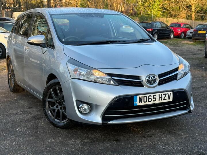 Toyota Verso 1.8 V-Matic Trend Multidrive S Euro 6 5dr