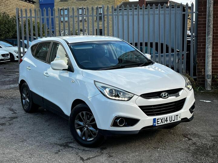 Hyundai Ix35 1.7 CRDi S Euro 5 (s/s) 5dr Hyundai Ix35 1.7 CRDi S Euro 5 (s/s) 5dr