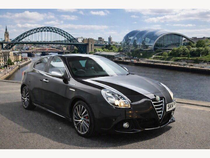 Alfa Romeo Giulietta 2.0 JTDM-2 Sportiva Nav Euro 5 (s/s) 5dr