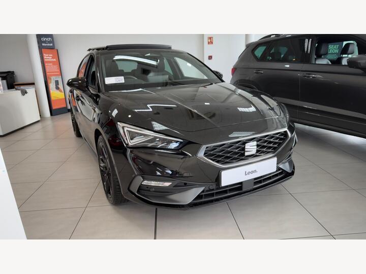 SEAT Leon 1.5 ETSI MHEV FR Black Edition DSG Euro 6 (s/s) 5dr