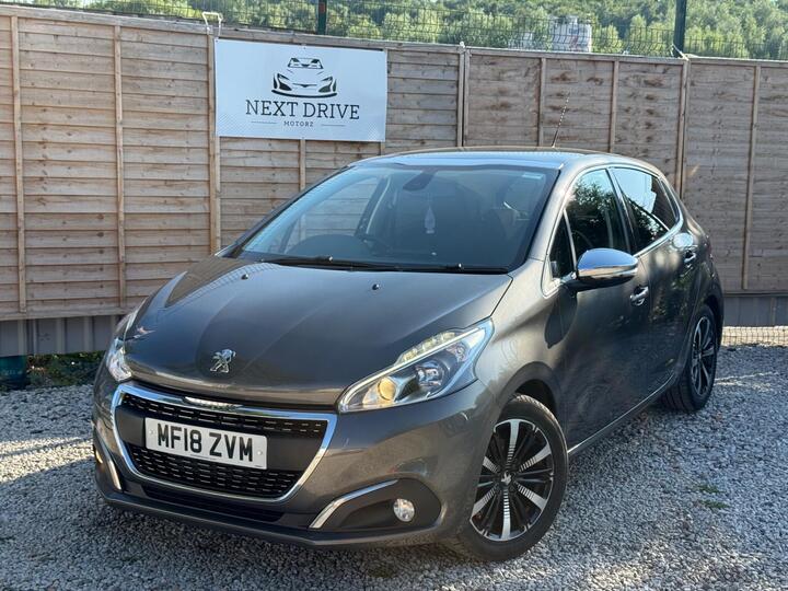 Peugeot 208 1.2 PureTech Allure Premium Euro 6 (s/s) 5dr