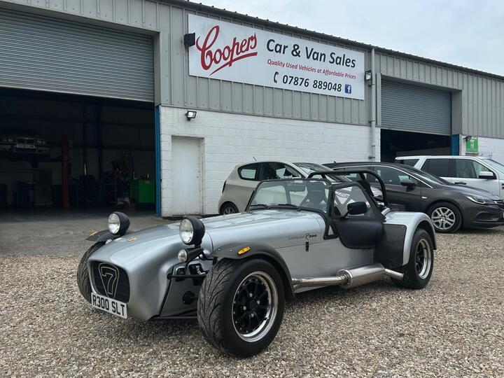 Caterham Seven R300 Superlight Caterham Seven R300 Superlight