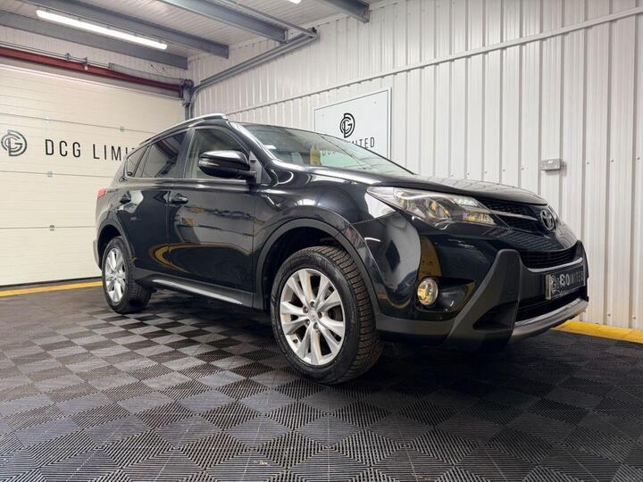 Toyota RAV4 2.2 D-4D Invincible 4WD Euro 5 5dr