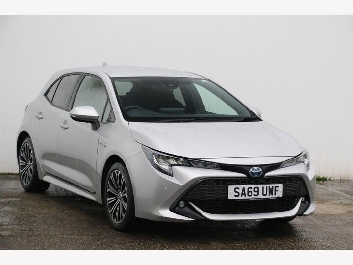 Toyota Corolla 1.8 VVT-h Design CVT Euro 6 (s/s) 5dr Toyota Corolla 1.8 VVT-h Design CVT Euro 6 (s/s) 5dr