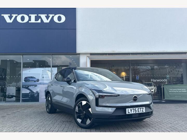 Volvo EX30 Single Motor Extended Range 69kWh Plus Auto 5dr