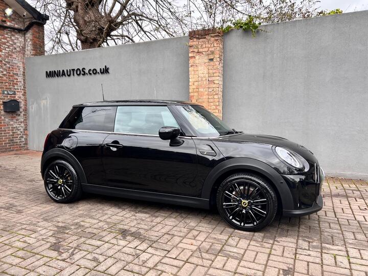 MINI Electric Hatch Cooper SE 32.6kWh Level 3 Auto 3dr MINI Electric Hatch Cooper SE 32.6kWh Level 3 Auto 3dr