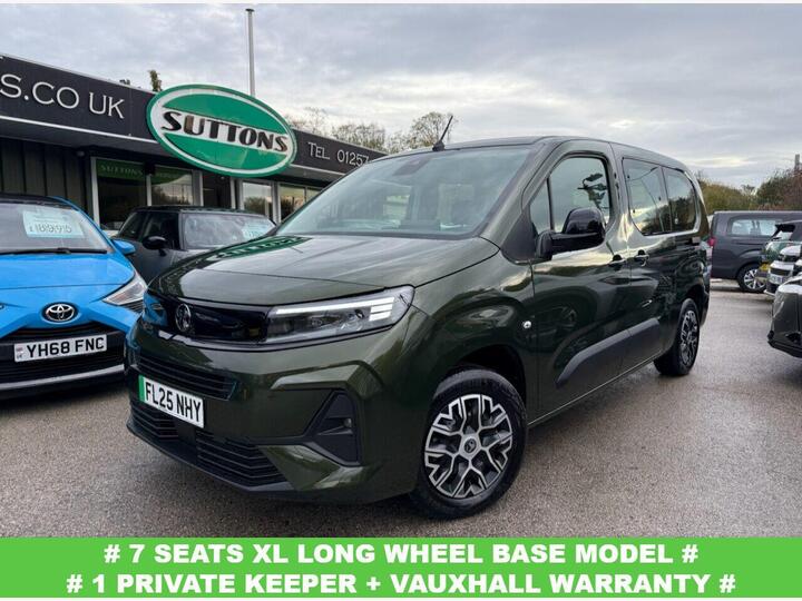 Vauxhall Combo Life Electric 52kWh Design XL MPV Auto 5dr (7.4kW Charger) Vauxhall Combo Life Electric 52kWh Design XL MPV Auto 5dr (7.4kW Charger)