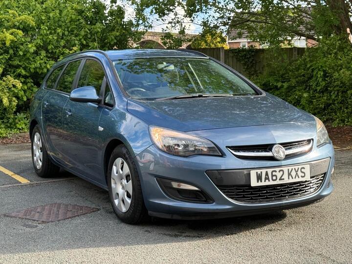 Vauxhall Astra 1.3 CDTi EcoFLEX ES Sports Tourer Euro 5 (s/s) 5dr