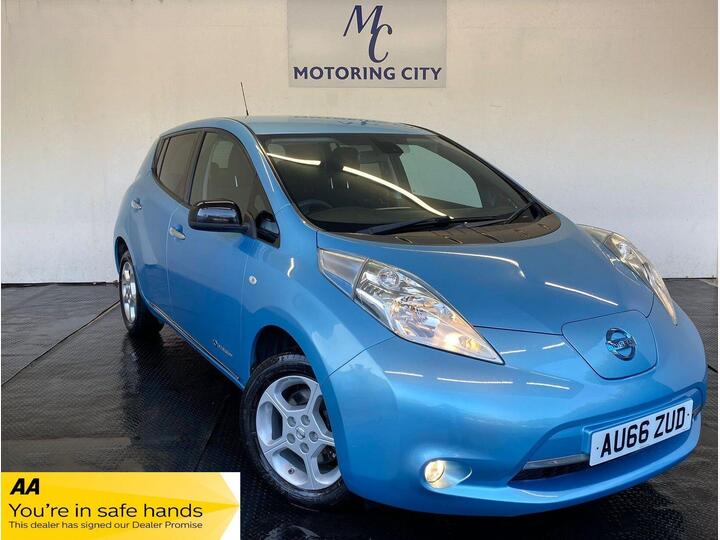 Nissan Leaf 30kWh Acenta Auto 5dr Nissan Leaf 30kWh Acenta Auto 5dr