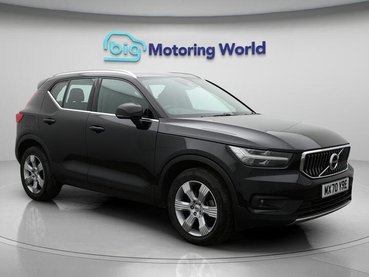 Volvo XC40 2.0 B4 MHEV Inscription Auto Euro 6 (s/s) 5dr