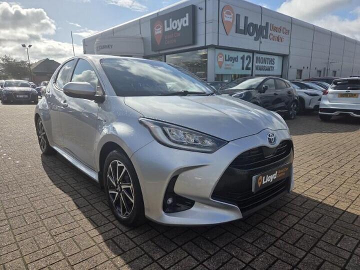 Toyota YARIS 1.5 VVT-h Design E-CVT Euro 6 (s/s) 5dr