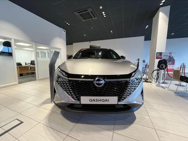 Nissan Qashqai 1.3 DIG-T MHEV Tekna Euro 6 (s/s) 5dr