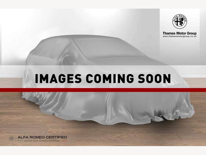 Alfa Romeo Giulia 2.0T Veloce Auto Euro 6 (s/s) 4dr