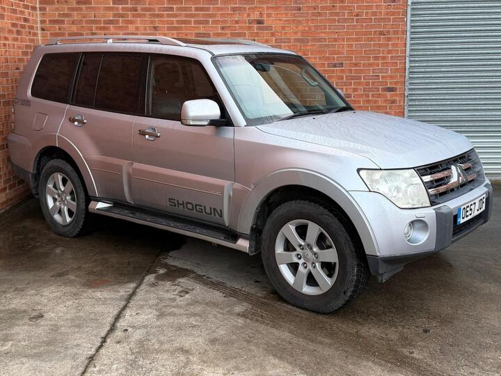 Mitsubishi Shogun 3.2 DI-DC Diamond Auto 4WD Euro 4 5dr LWB