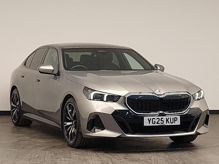 BMW 5 Series 2.0 520i MHT M Sport Pro Steptronic Euro 6 (s/s) 4dr BMW 5 Series 2.0 520i MHT M Sport Pro Steptronic Euro 6 (s/s) 4dr