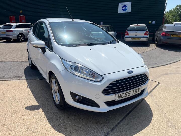 Ford Fiesta 1.0T EcoBoost Zetec Euro 6 (s/s) 3dr