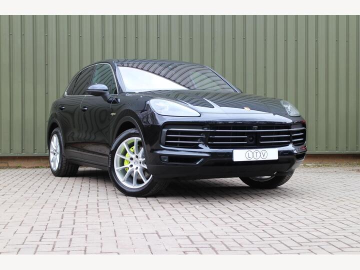 Porsche Cayenne 3.0 V6 E-Hybrid 14.1kWh TiptronicS 4WD Euro 6 (s/s) 5dr (3.6kW Charger)