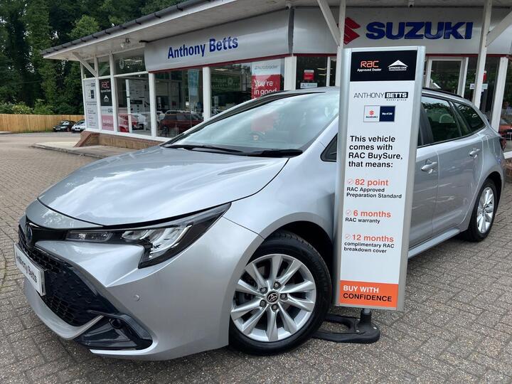 Toyota Corolla 1.8 VVT-h Icon Touring Sports CVT Euro 6 (s/s) 5dr Toyota Corolla 1.8 VVT-h Icon Touring Sports CVT Euro 6 (s/s) 5dr