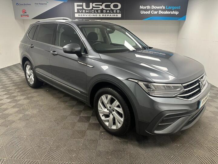 Volkswagen TIGUAN ALLSPACE 1.5 TSI Life Euro 6 (s/s) 5dr Volkswagen TIGUAN ALLSPACE 1.5 TSI Life Euro 6 (s/s) 5dr