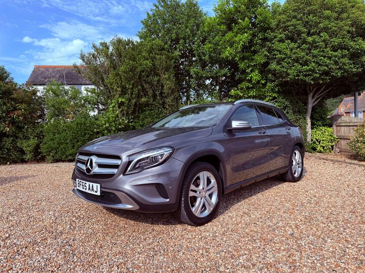 Mercedes-Benz GLA 2.1 GLA200d Sport (Premium) 7G-DCT Euro 6 (s/s) 5dr Mercedes-Benz GLA 2.1 GLA200d Sport (Premium) 7G-DCT Euro 6 (s/s) 5dr