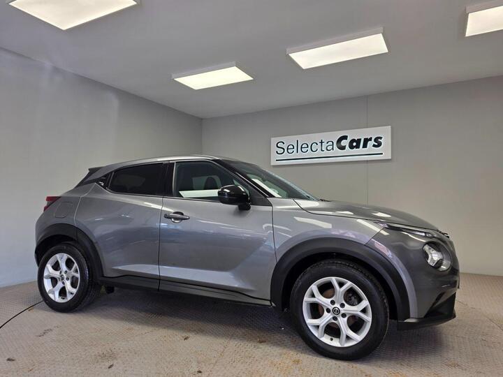 Nissan JUKE 1.0 DIG-T N-Connecta Euro 6 (s/s) 5dr
