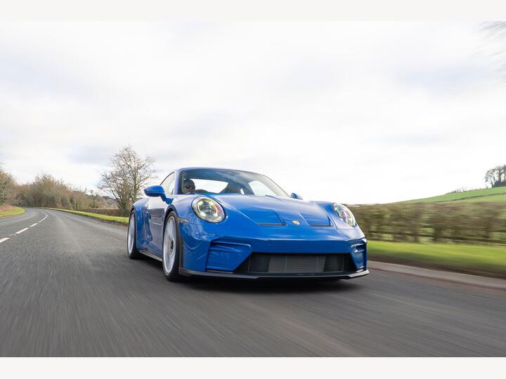 Porsche 911 4.0 992 GT3 PDK Euro 6 2dr