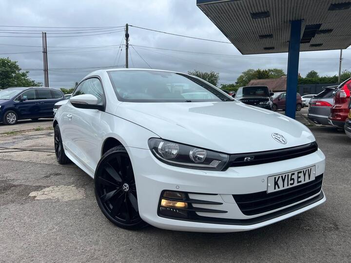 Volkswagen Scirocco 2.0 TSI BlueMotion Tech R-Line DSG Euro 6 (s/s) 3dr Volkswagen Scirocco 2.0 TSI BlueMotion Tech R-Line DSG Euro 6 (s/s) 3dr
