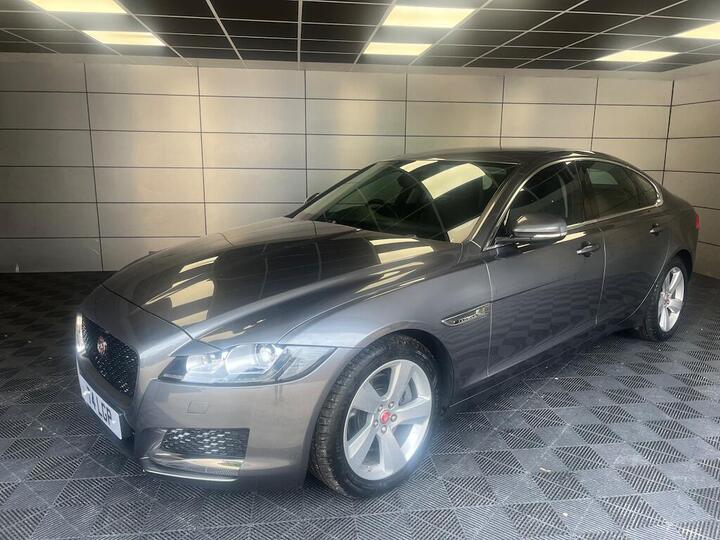 Jaguar XF 2.0d Portfolio Auto Euro 6 (s/s) 4dr