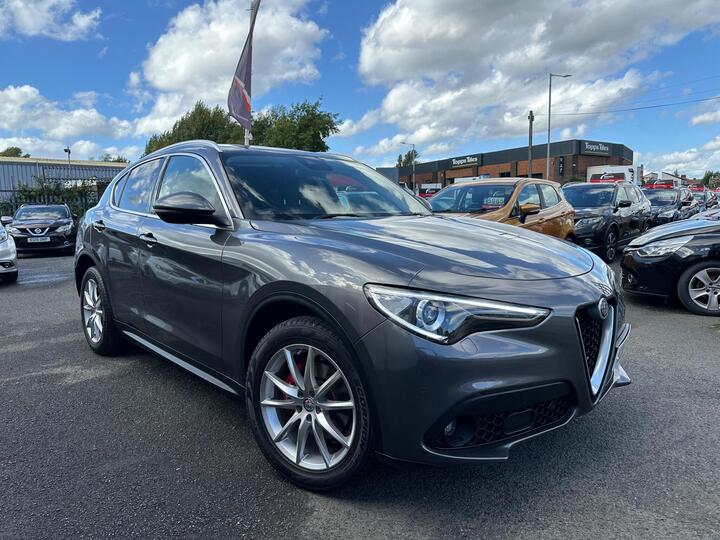 Alfa Romeo Stelvio 2.2 TD Speciale Auto Q4 AWD Euro 6 (s/s) 5dr