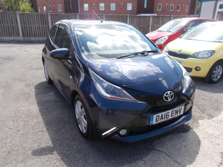Toyota AYGO 1.0 VVT-i X-pression Euro 6 3dr