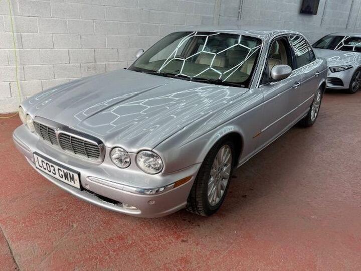 Jaguar XJ 3.0 SE 4dr