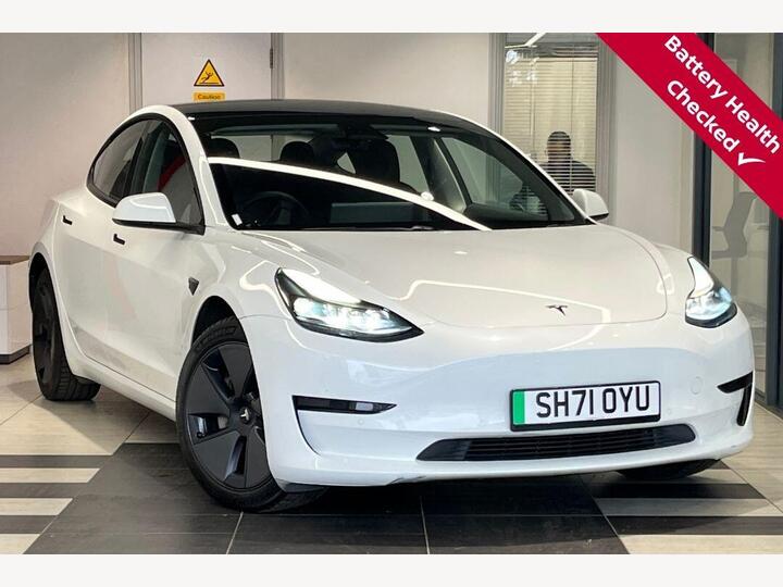 Tesla Model 3 Standard Range Plus Auto RWD 4dr