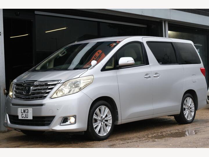 Toyota Alphard 8 SEATER EXCULUSIVE ENTERTAINMENT PACK