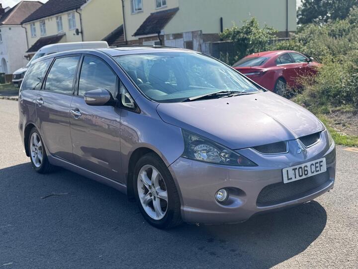 Mitsubishi Grandis 2.4 Mirage SE 5dr Mitsubishi Grandis 2.4 Mirage SE 5dr