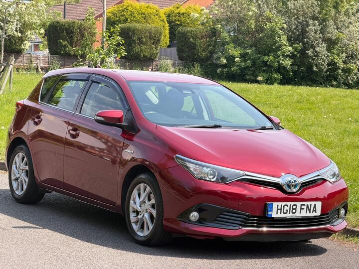 Toyota Auris 1.8 VVT-h Icon Tech CVT Euro 6 (s/s) 5dr
