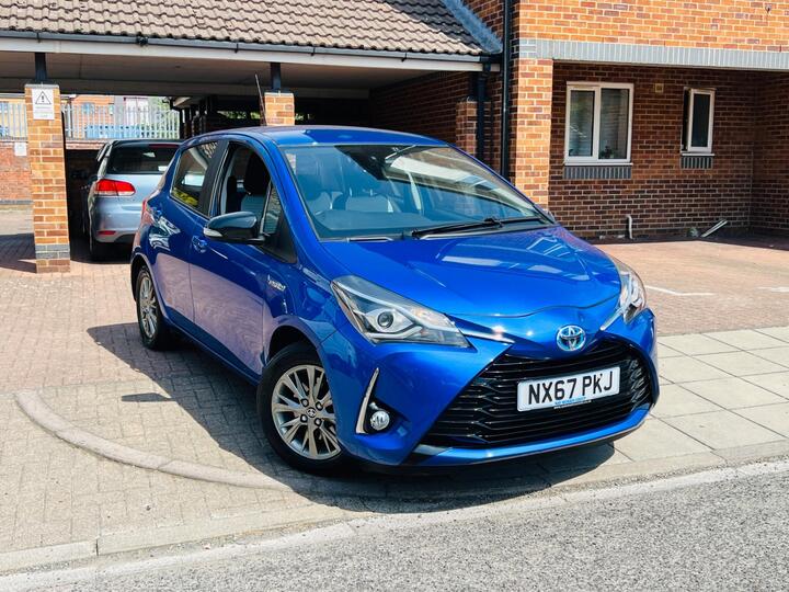 Toyota Yaris 1.5 VVT-h Icon E-CVT Euro 6 (s/s) 5dr