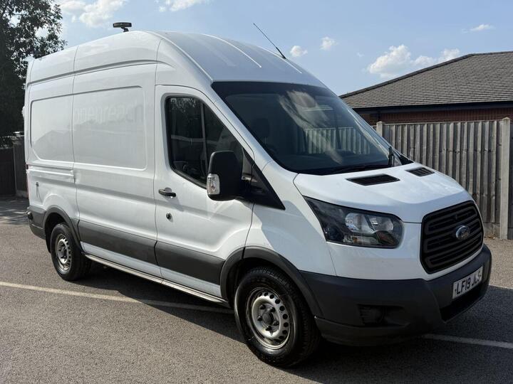 Ford TRANSIT 2.0 350 EcoBlue Panel Van 5dr Diesel Manual FWD L2 H3 Euro 6 (130 Ps) SYNC 3, AIR CON, CAR PLAY