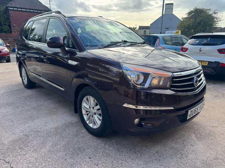 SsangYong Turismo 2.0 E-XDi ES Euro 5 5dr