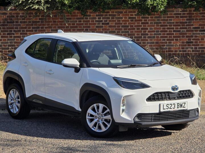 Toyota Yaris Cross 1.5 VVT-h Icon E-CVT Euro 6 (s/s) 5dr