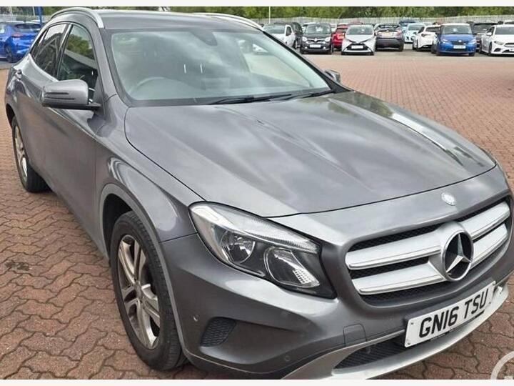 Mercedes-Benz GLA 2.1 GLA200d Sport (Executive) 7G-DCT Euro 6 (s/s) 5dr