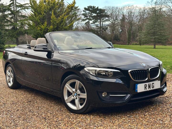 BMW 2 Series 2.0 220i Sport Auto Euro 6 (s/s) 2dr