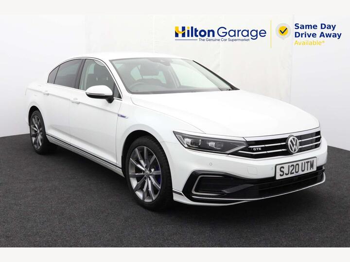Volkswagen PASSAT 1.4 TSI 13kWh GTE Advance DSG Euro 6 (s/s) 4dr