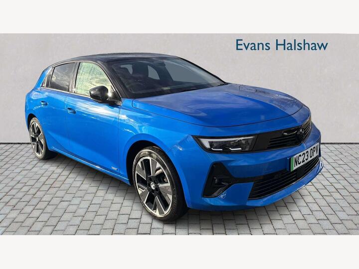 Vauxhall ASTRA ELECTRIC HATCHBACK 54kWh Ultimate Auto 5dr Vauxhall ASTRA ELECTRIC HATCHBACK 54kWh Ultimate Auto 5dr