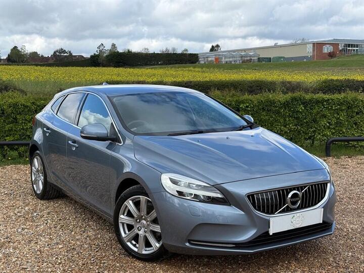 Volvo V40 2.0 D2 Inscription Euro 6 (s/s) 5dr